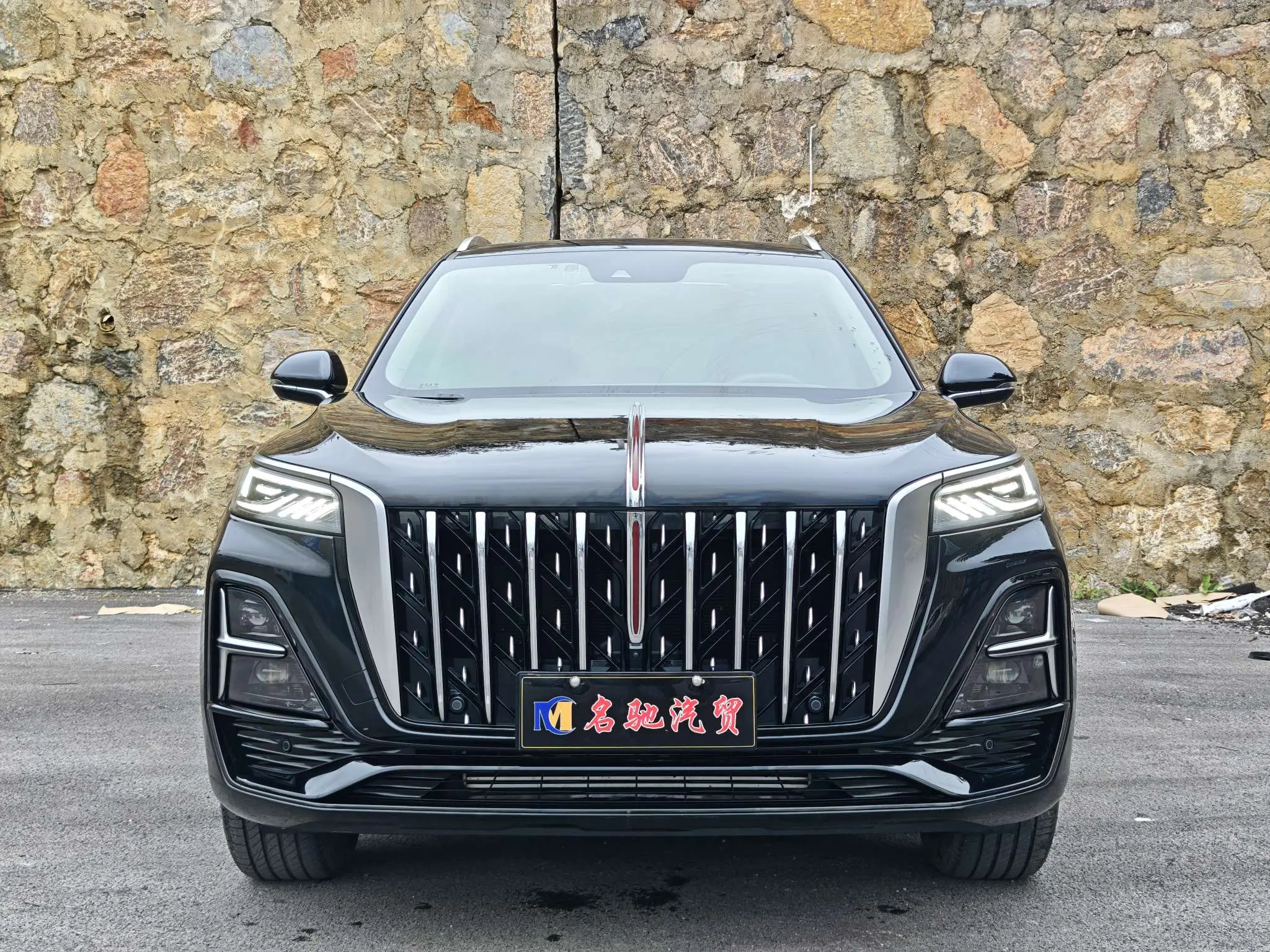 Hongqi HS5  из Китая