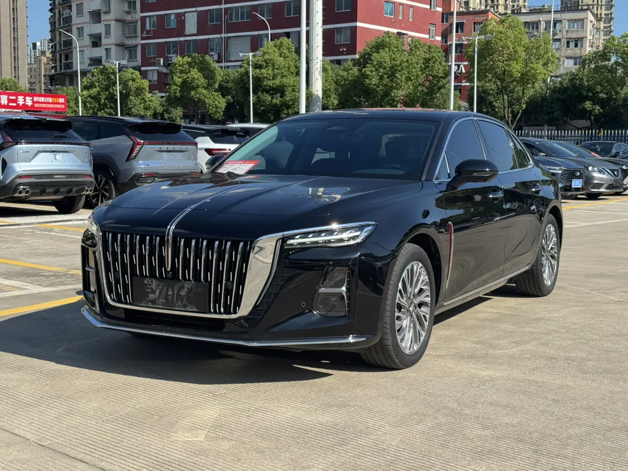 Hongqi H5  из Китая