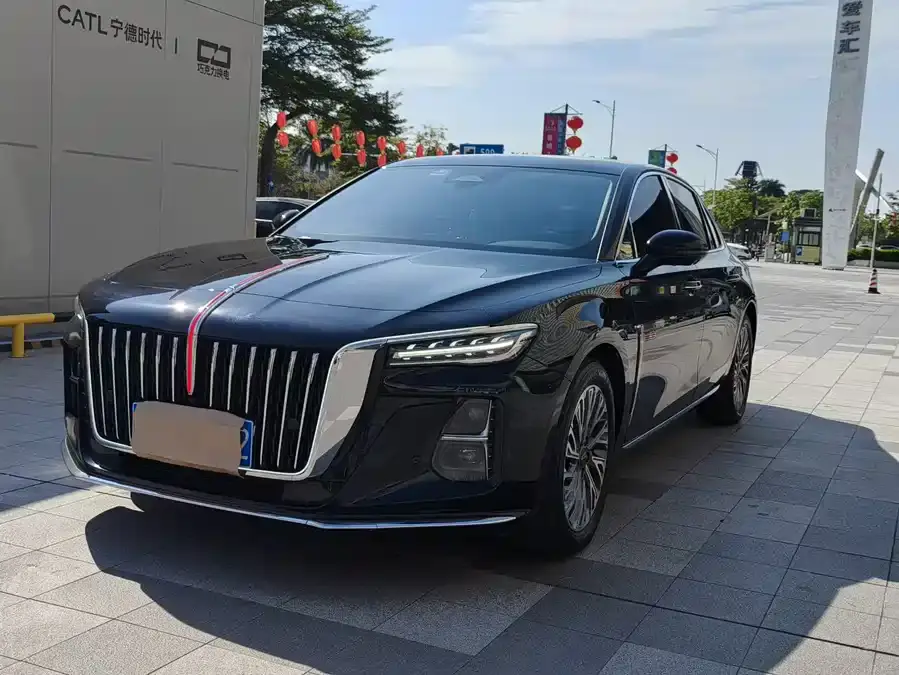 Hongqi H5  из Китая