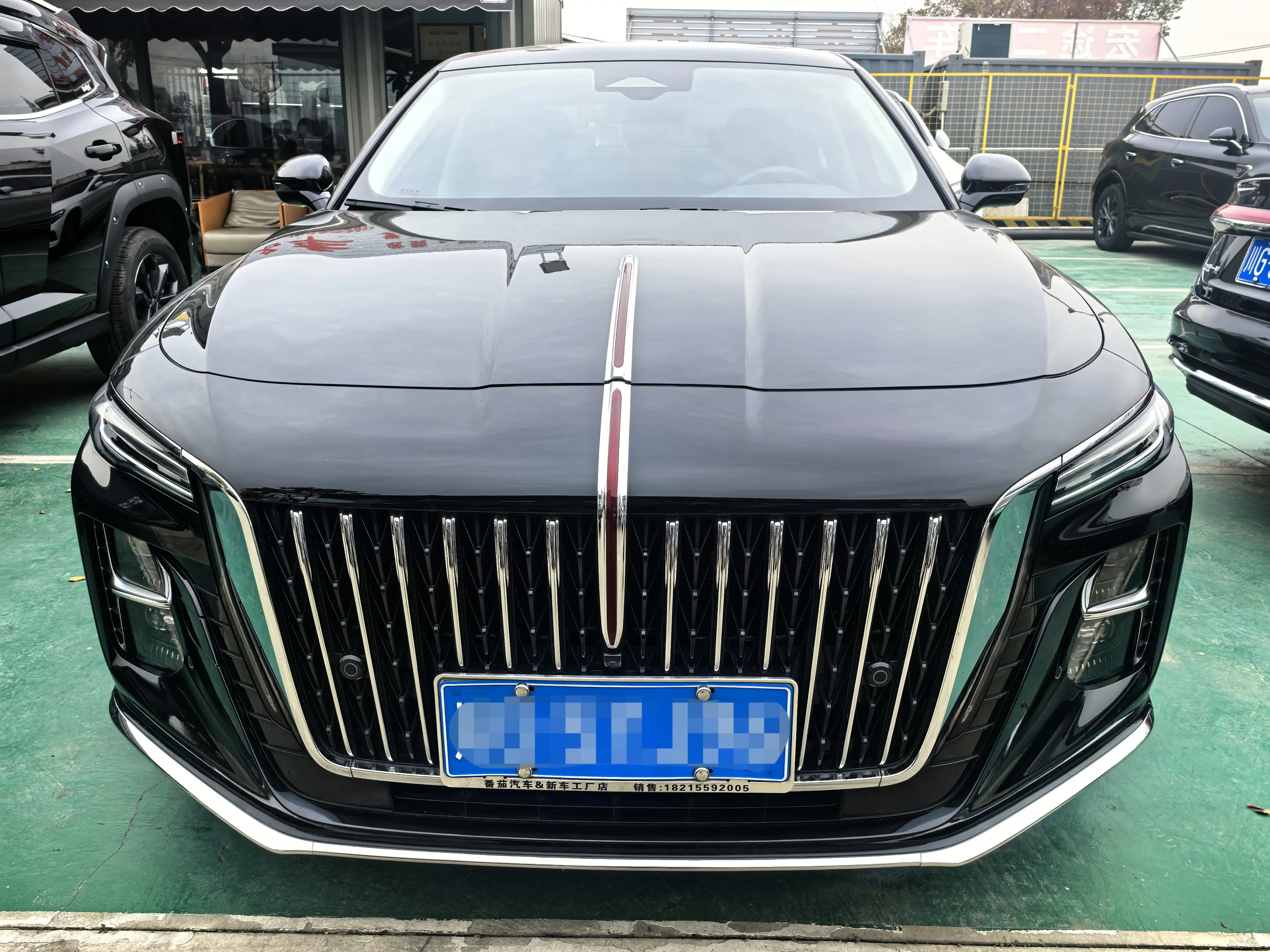 Hongqi H5  из Китая