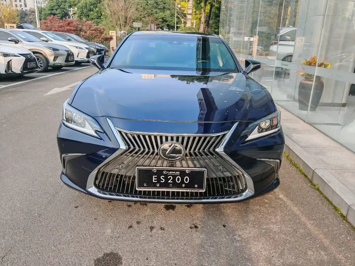 Lexus ES  из Китая