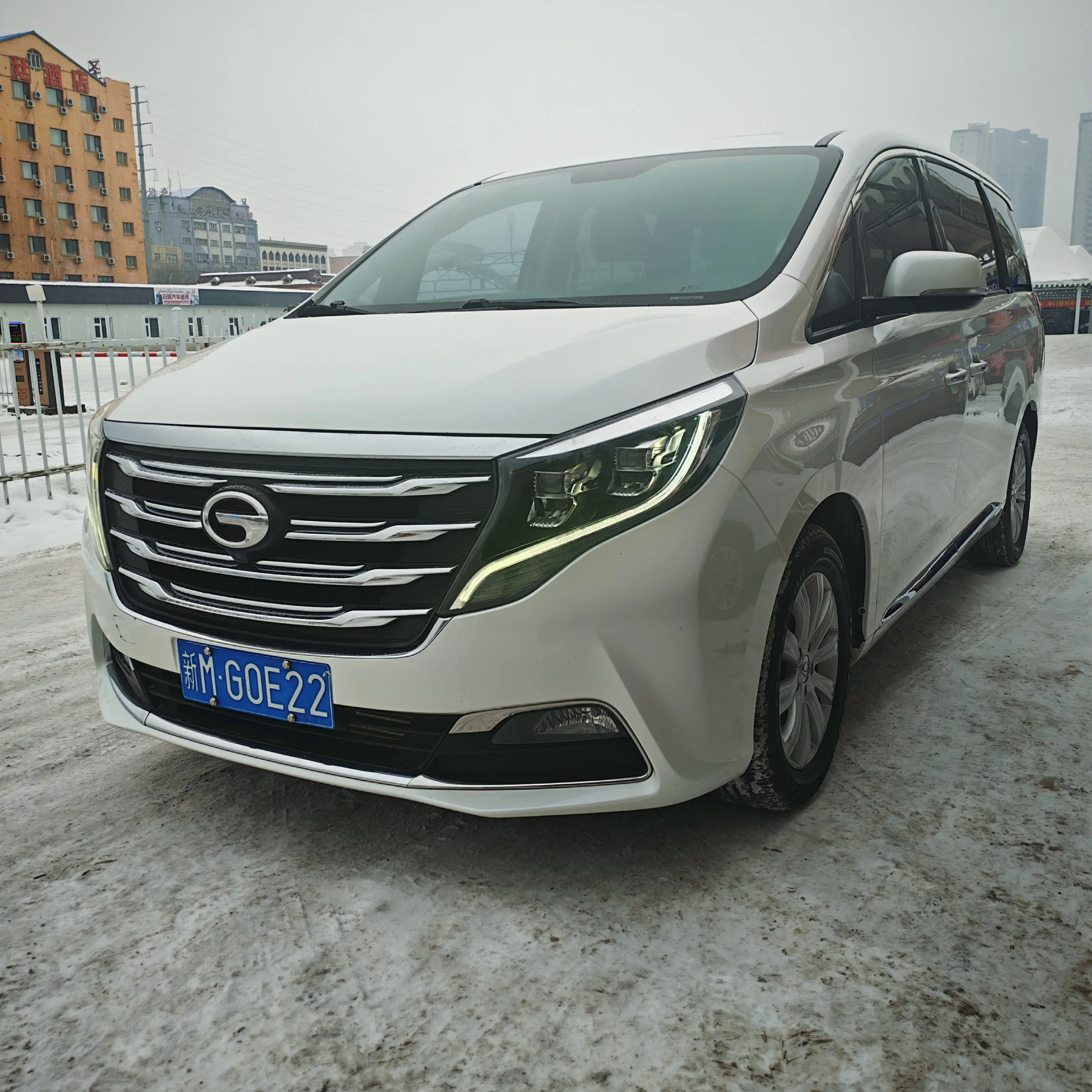 GAC Trumpchi M8  из Китая