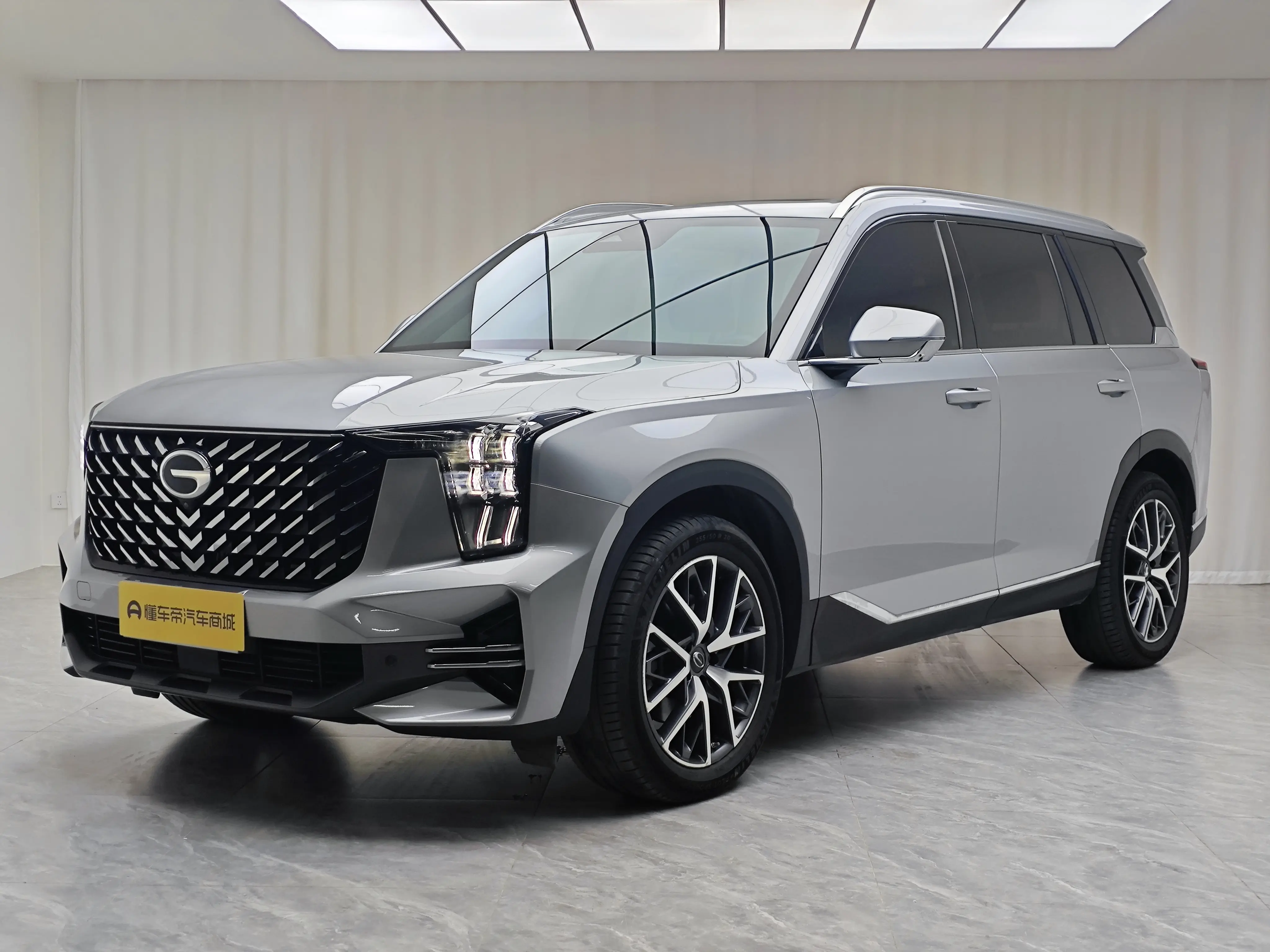 GAC Trumpchi GS8  из Китая