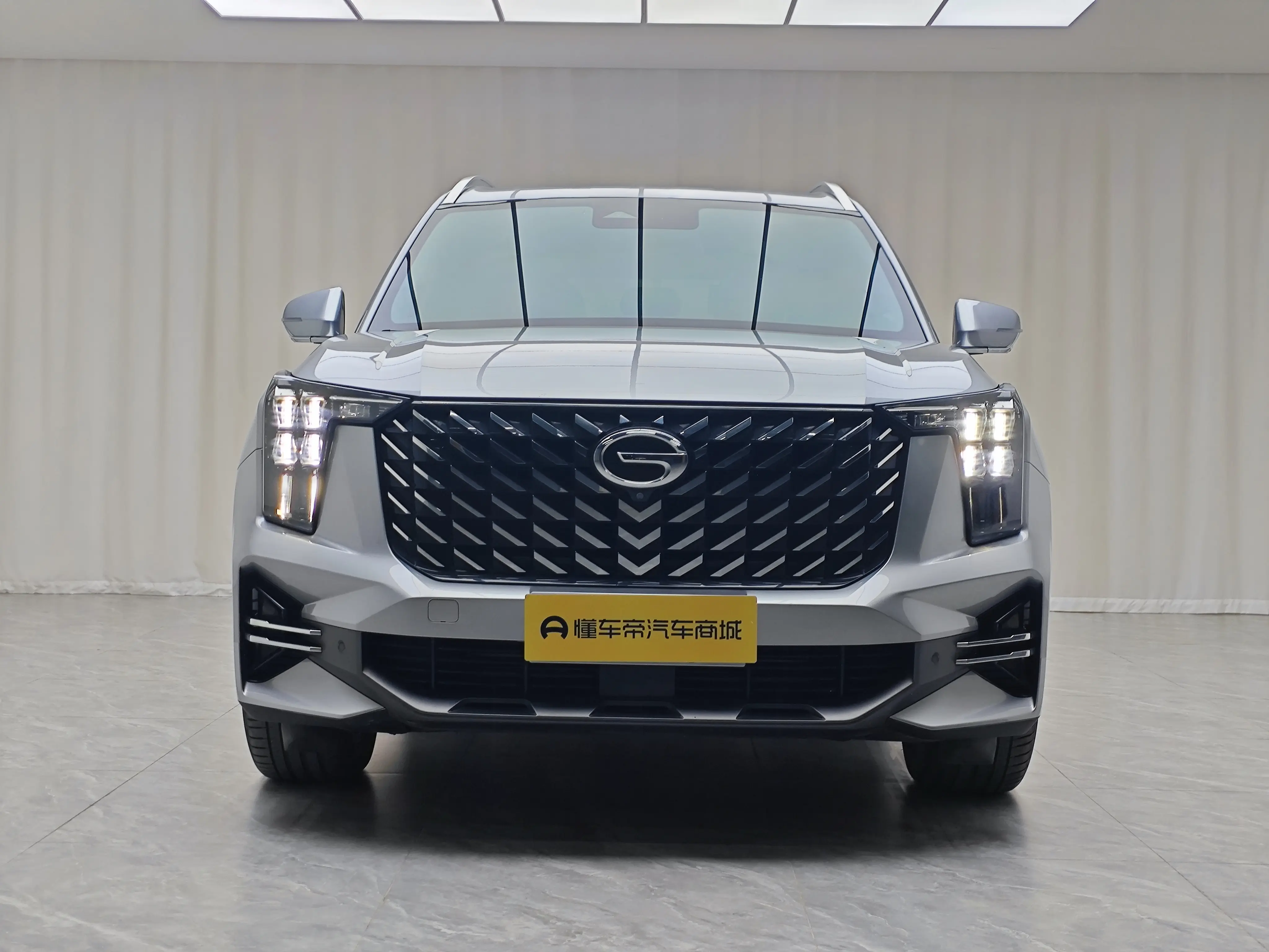 GAC Trumpchi GS8  из Китая