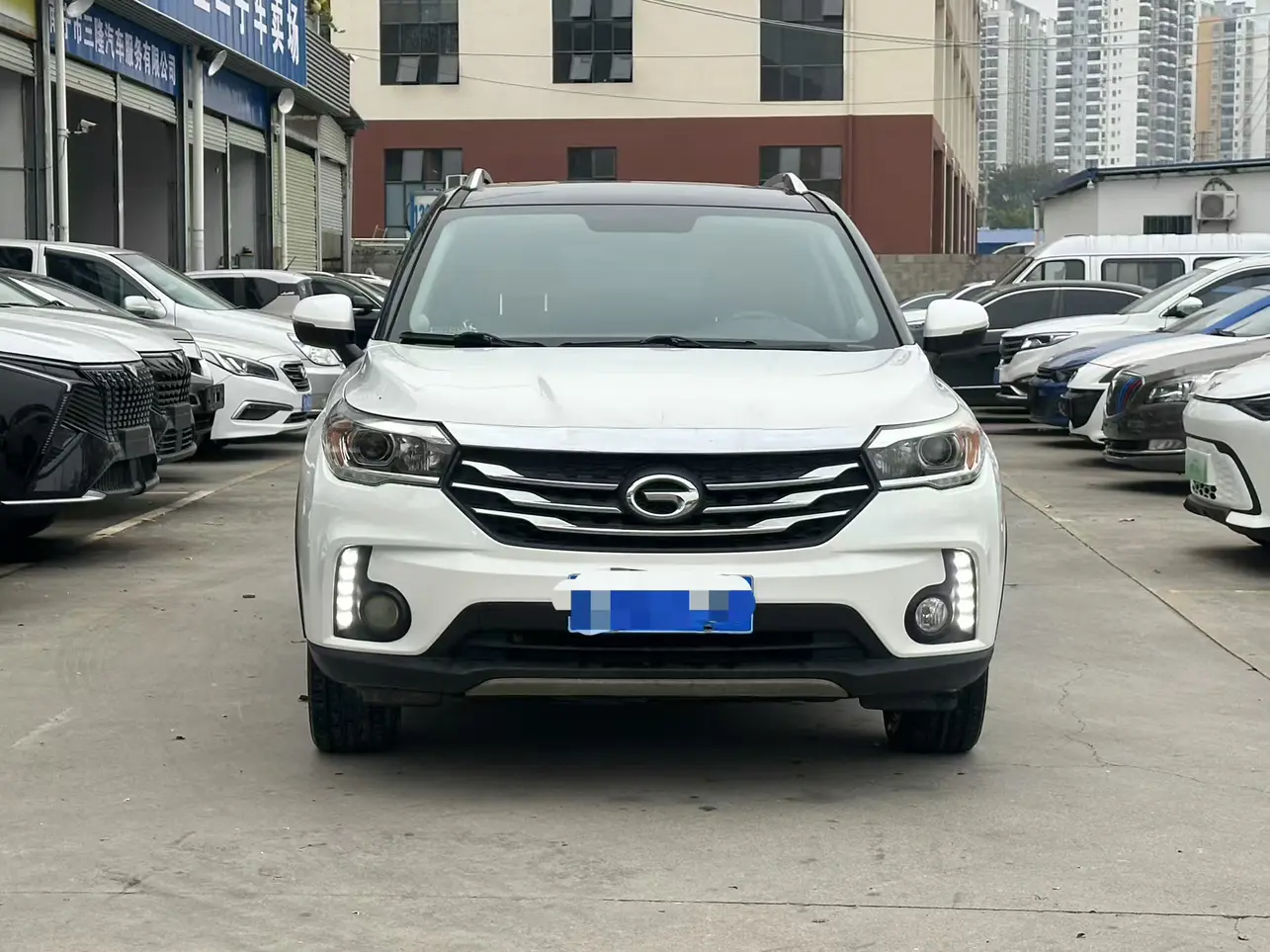 GAC Trumpchi GS4  из Китая