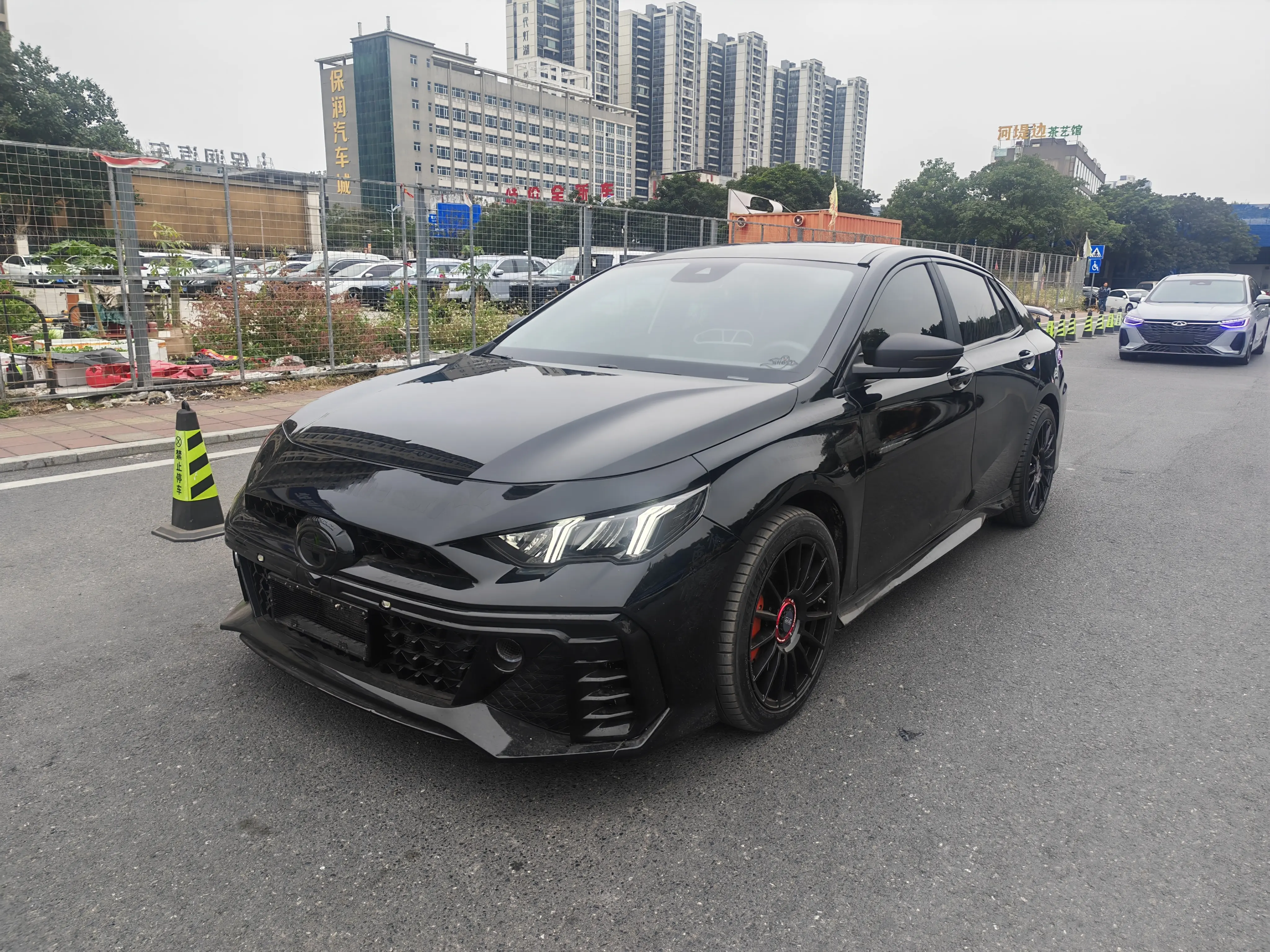 GAC Shadow Leopard  из Китая