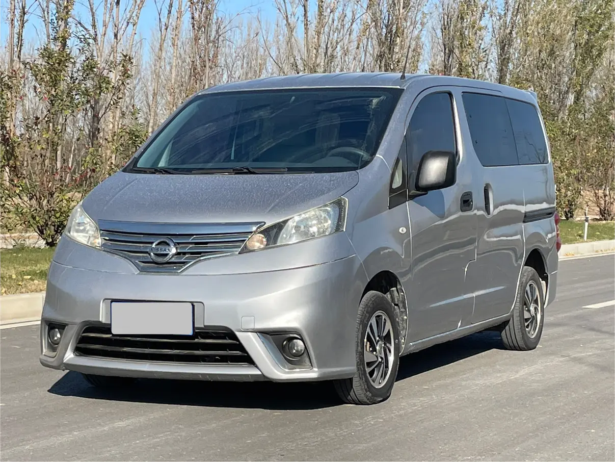 Nissan NV200  из Китая