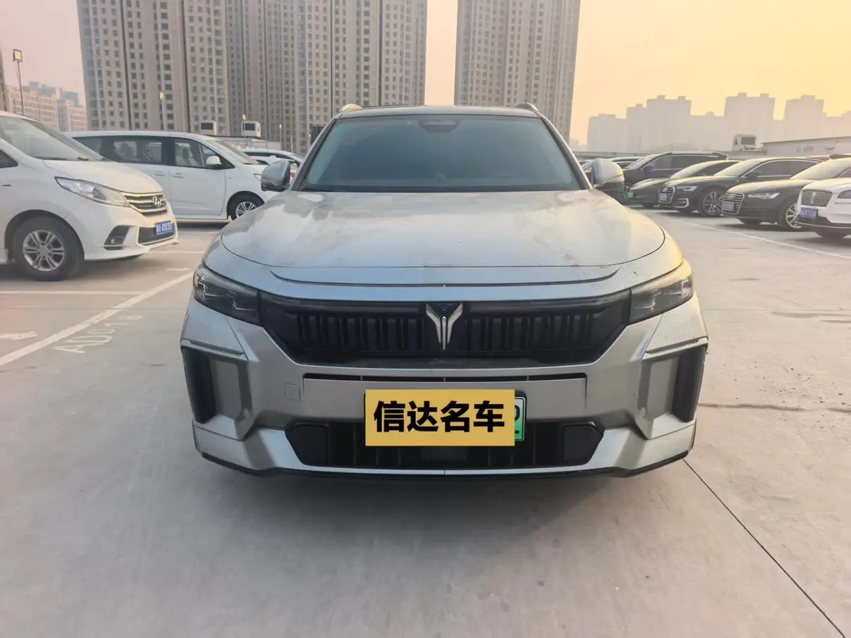 Voyah Lantu FREE  из Китая