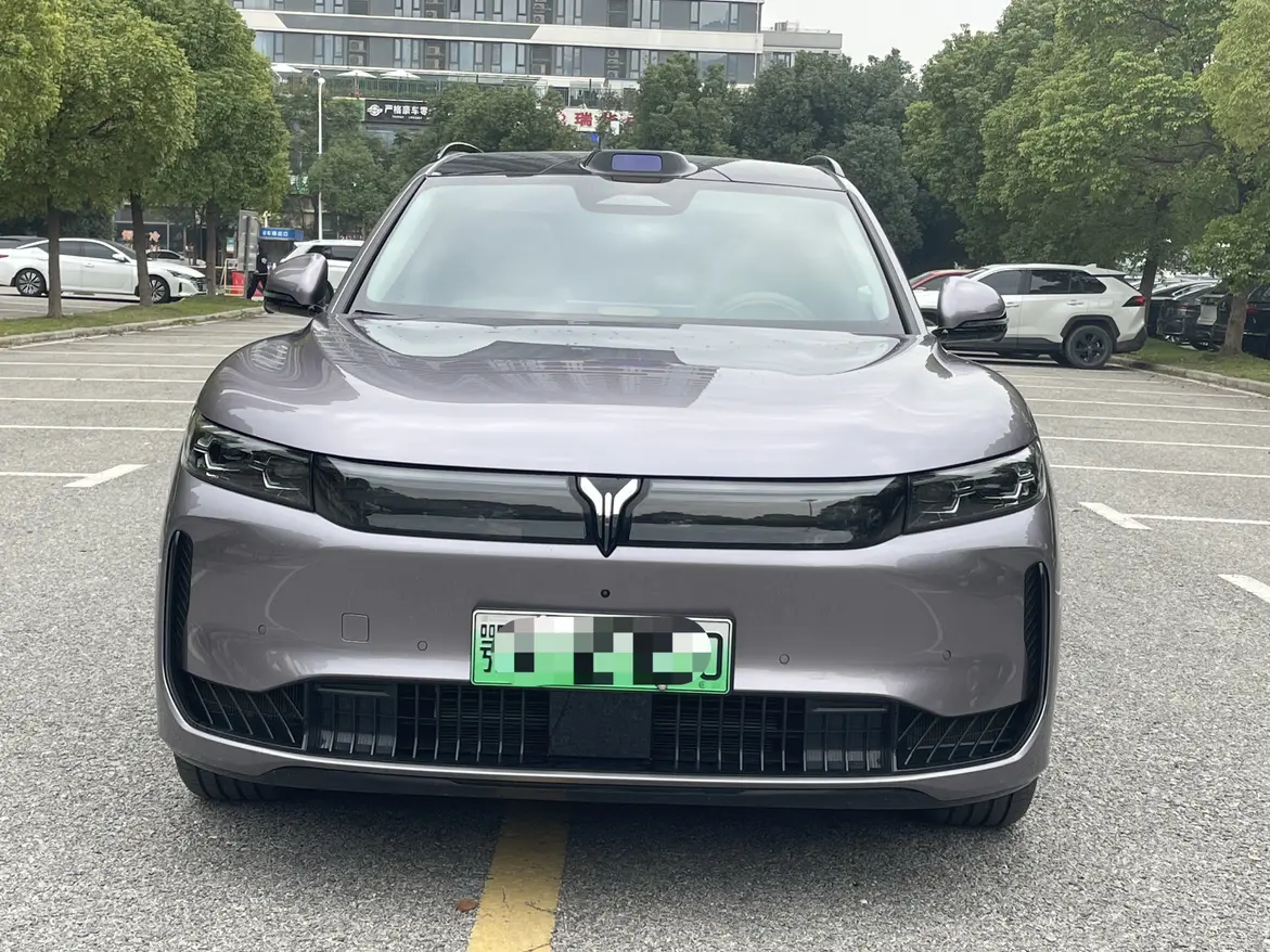 Voyah Lantu FREE  из Китая