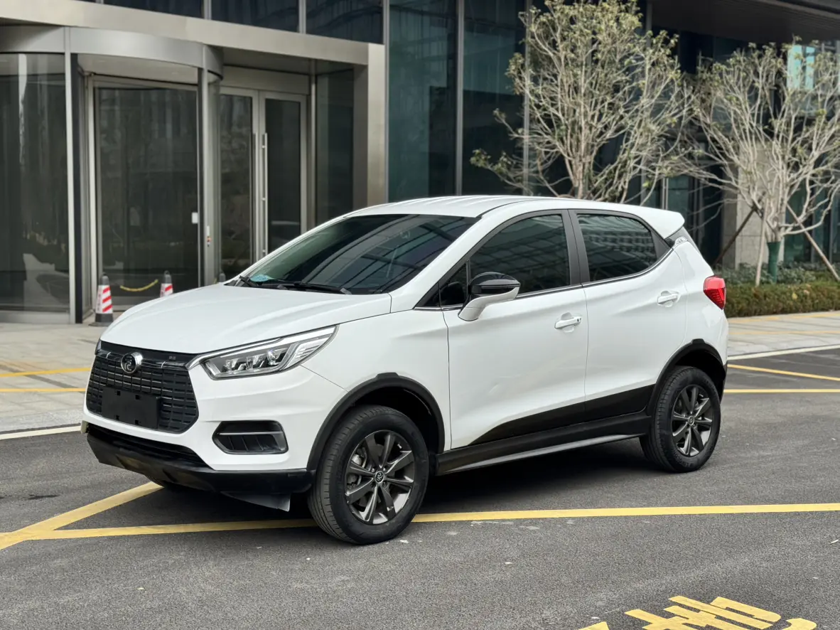 BYD Yuan EV  из Китая