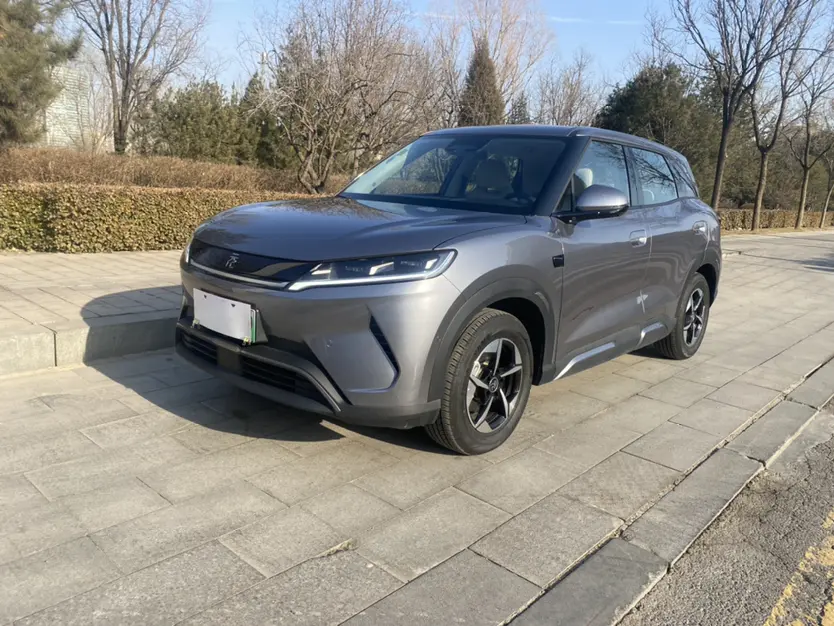 BYD Yuan UP  из Китая