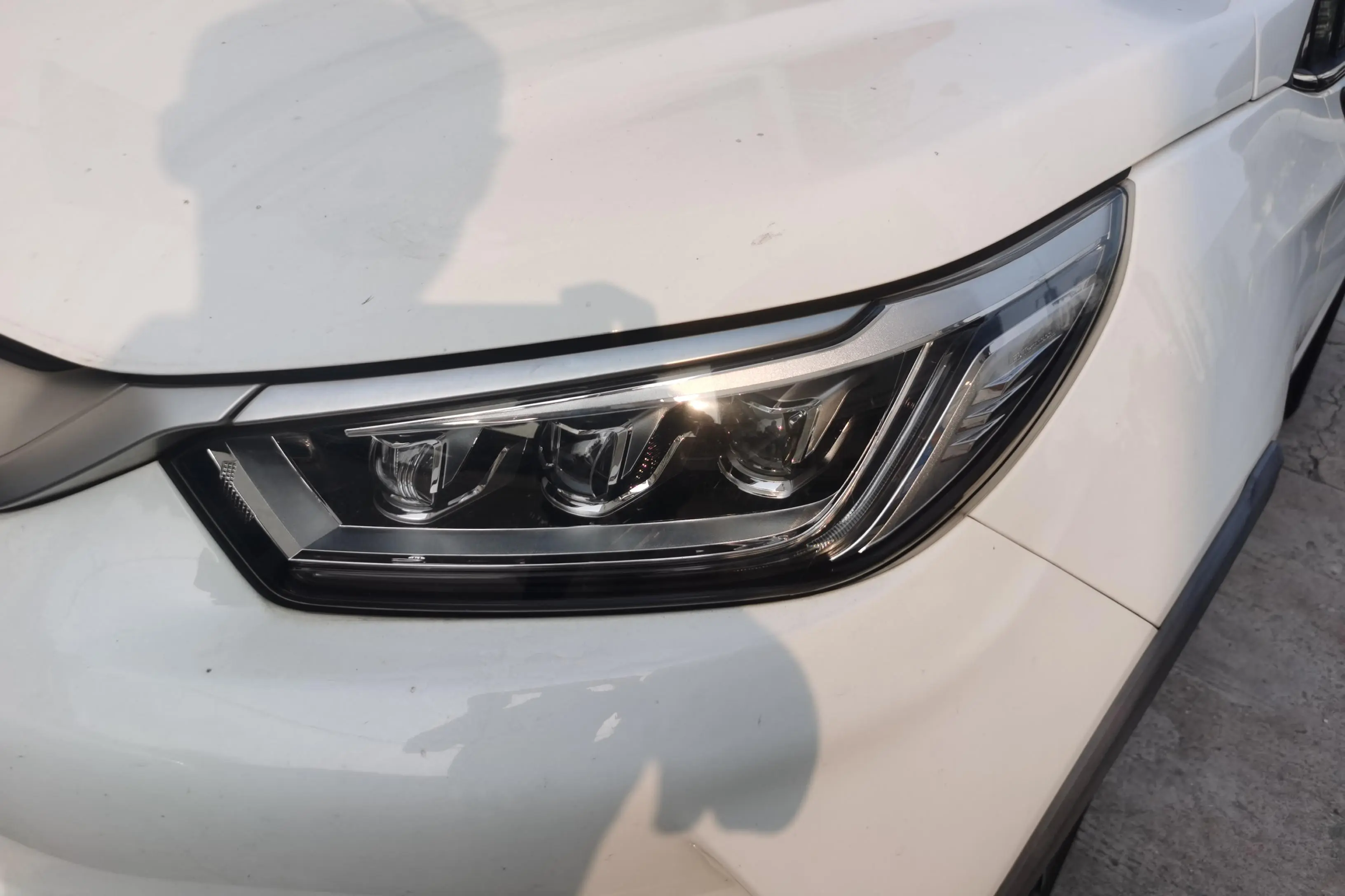 BYD Yuan Pro  из Китая