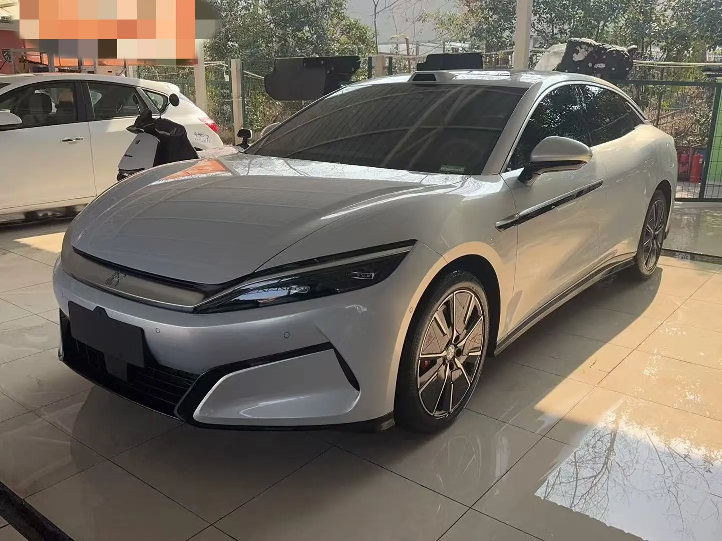 BYD Han L DM  из Китая