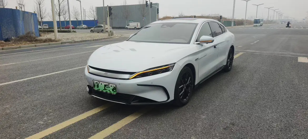 BYD HAN DM  из Китая