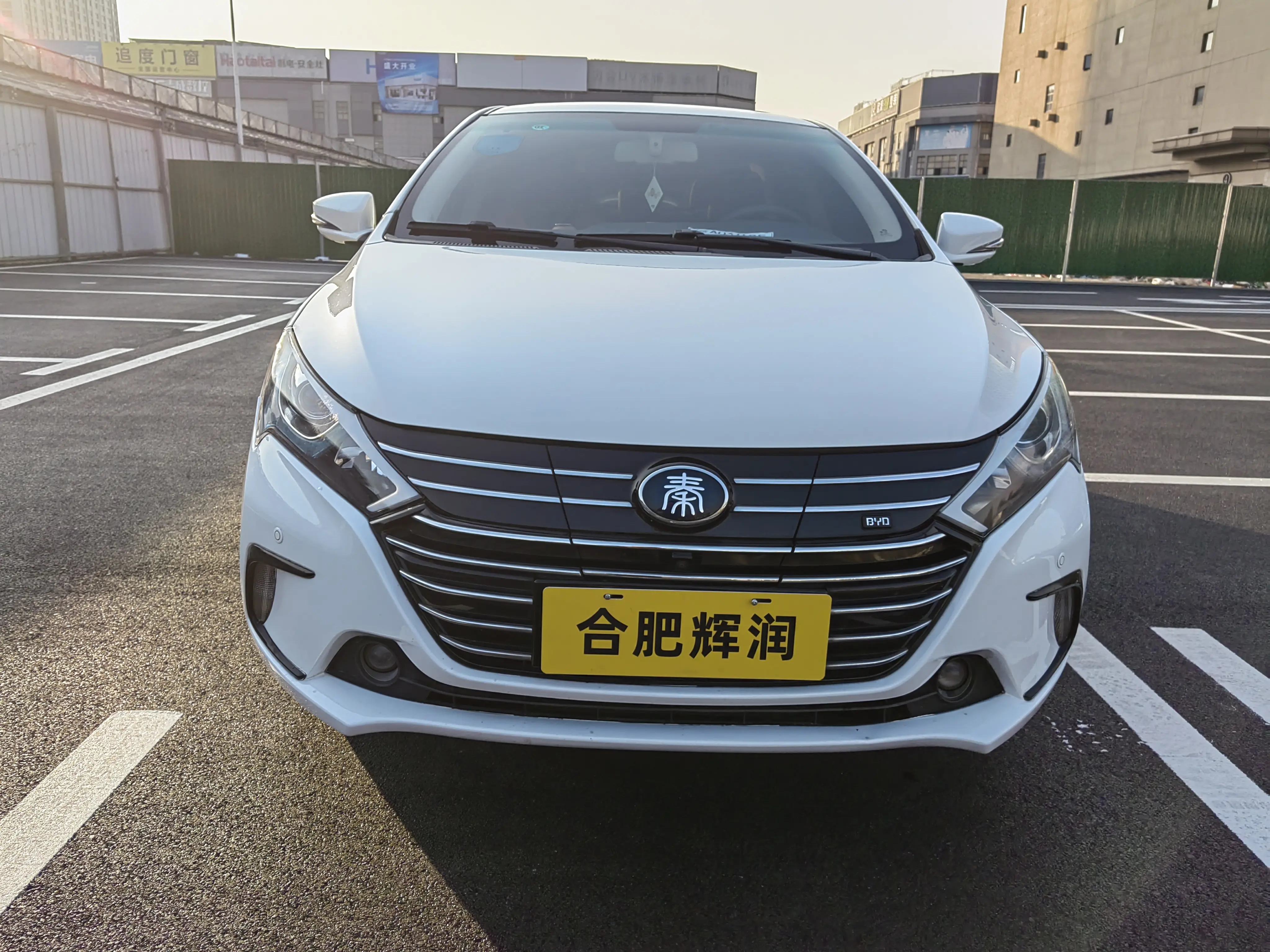 BYD QinEV  из Китая