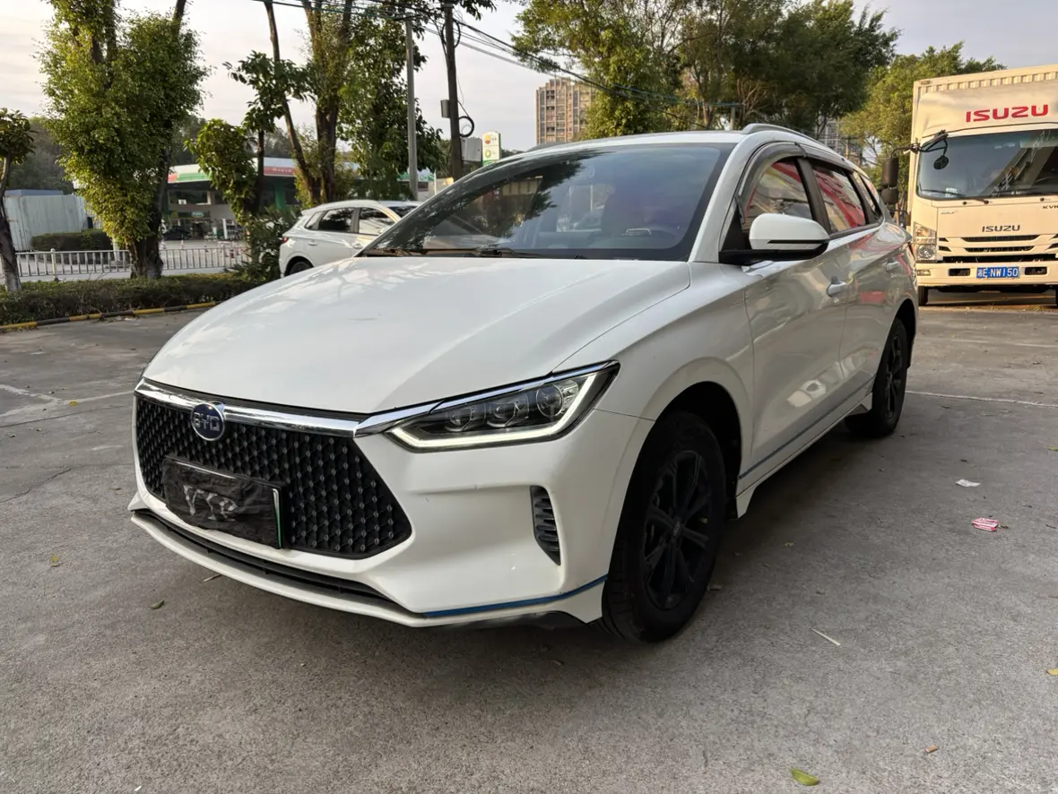 BYD e2  из Китая