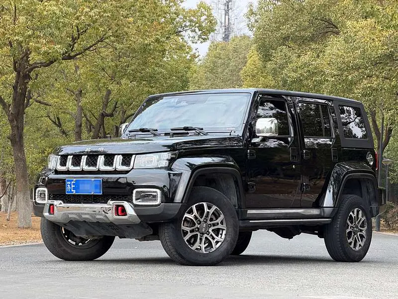 BAIC Beijing Off-road BJ40  из Китая