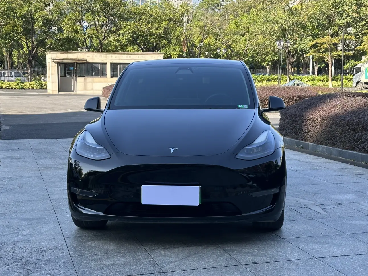 Tesla Model Y  из Китая