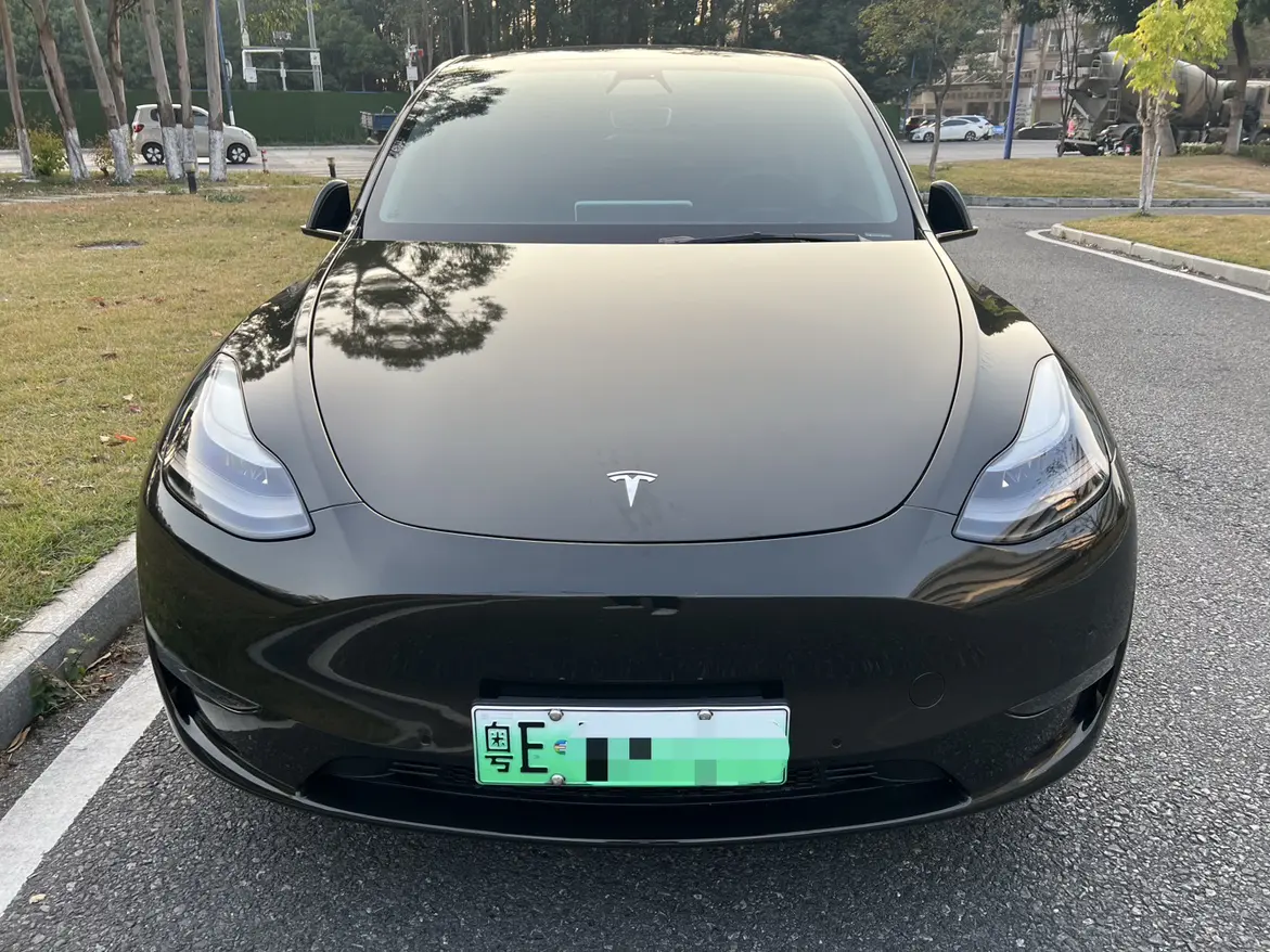 Tesla Model Y  из Китая