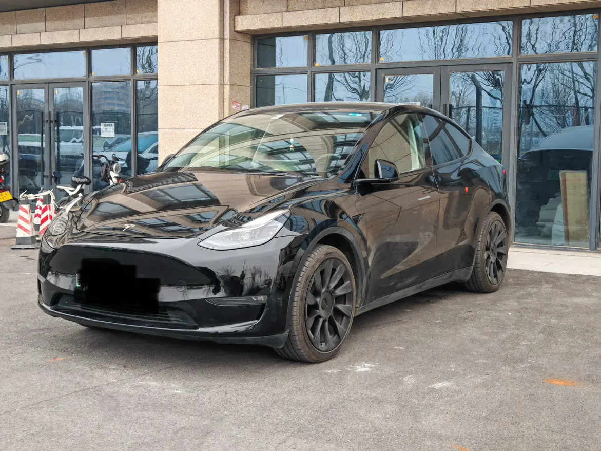 Tesla Model Y  из Китая