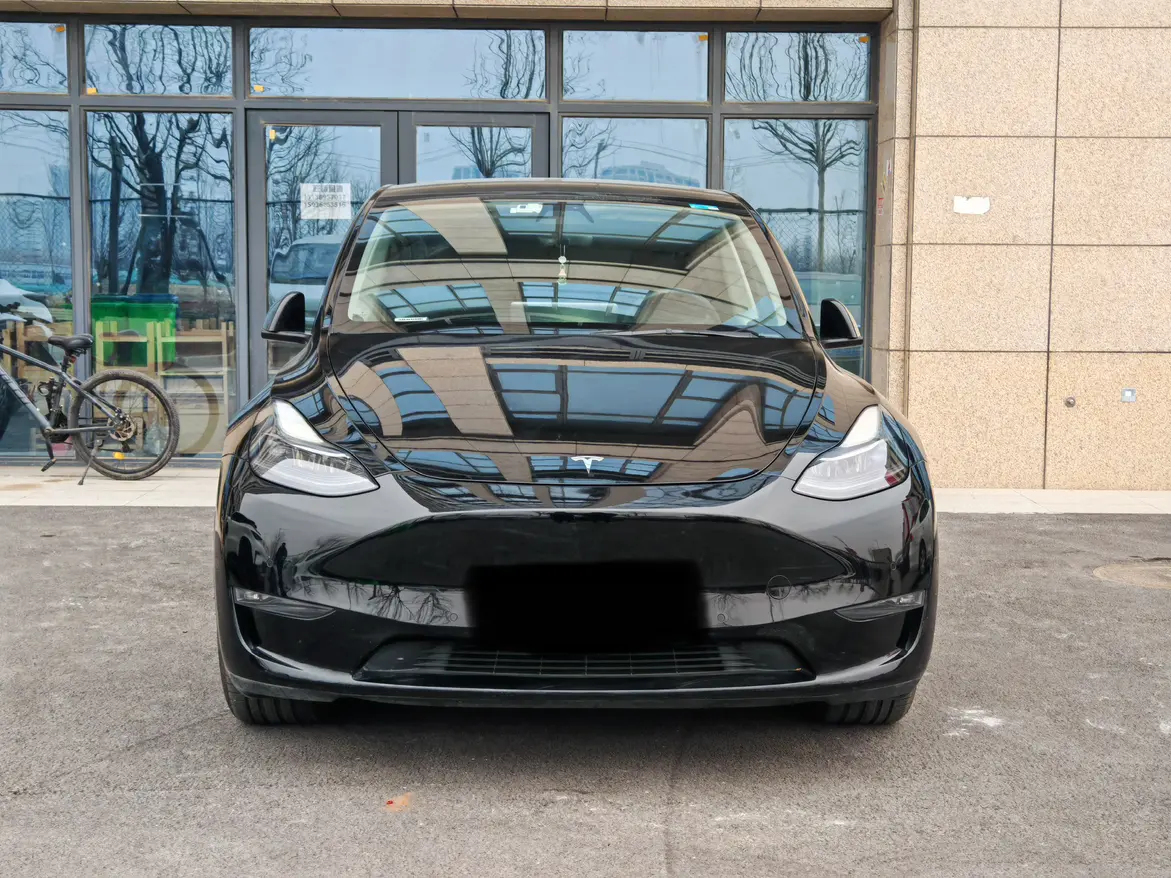 Tesla Model Y  из Китая