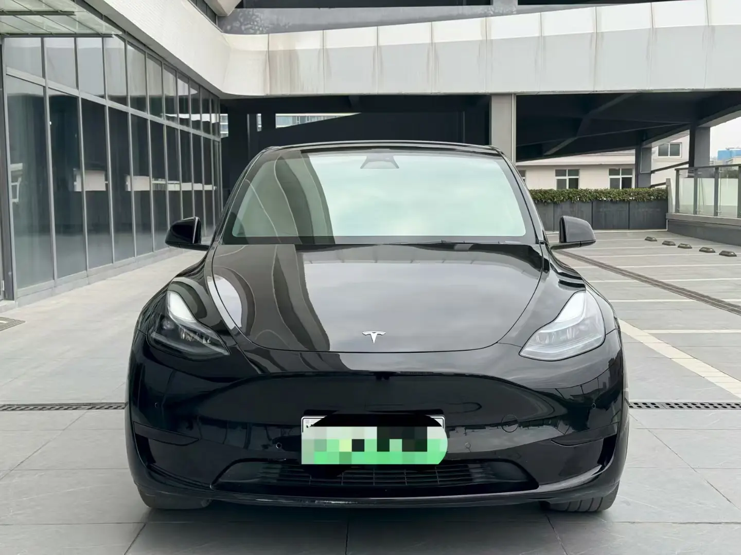 Tesla Model Y  из Китая