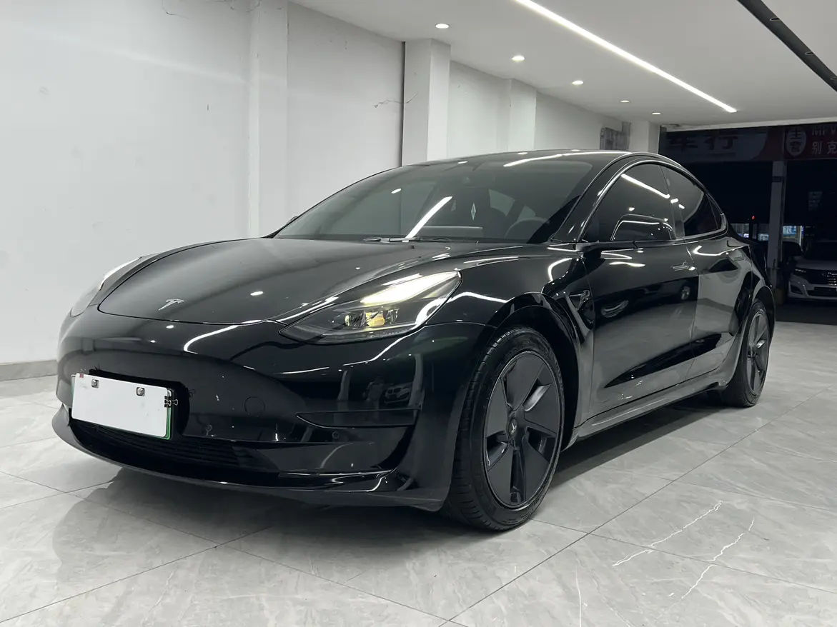 Tesla Model 3  из Китая