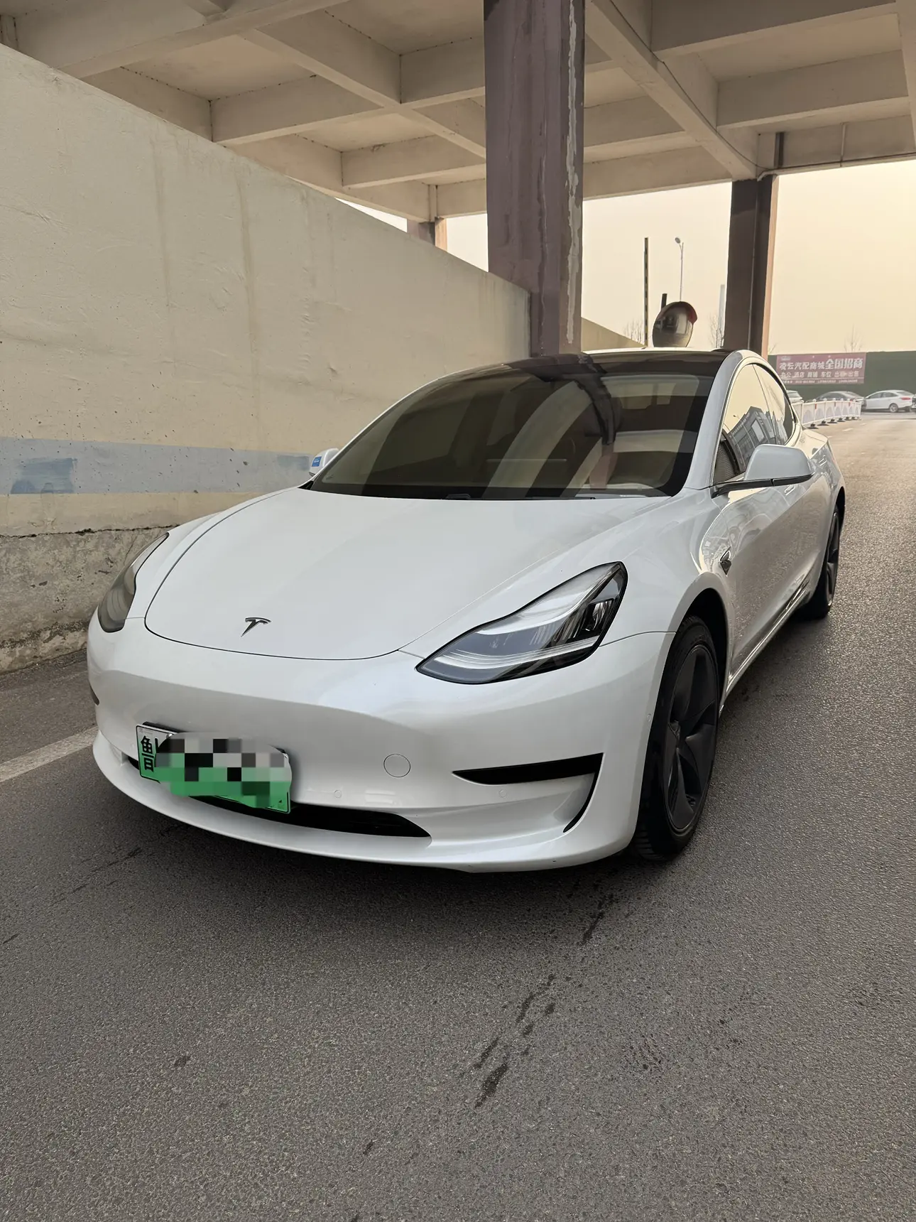 Tesla Model 3  из Китая