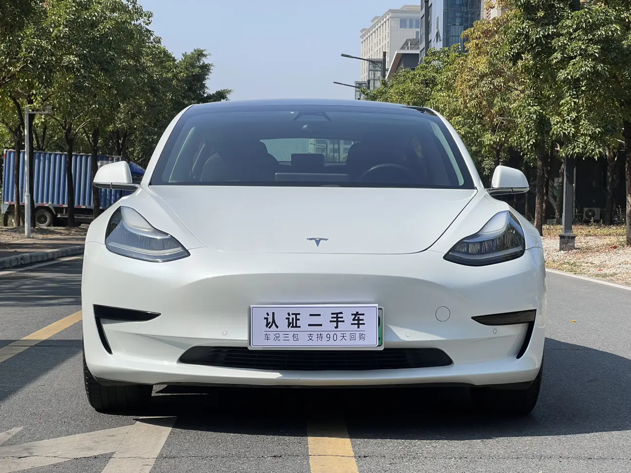 Tesla Model 3  из Китая