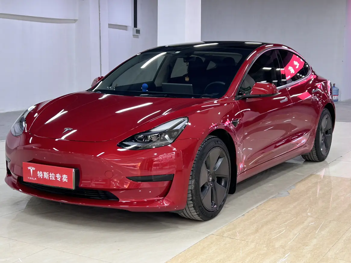 Tesla Model 3  из Китая