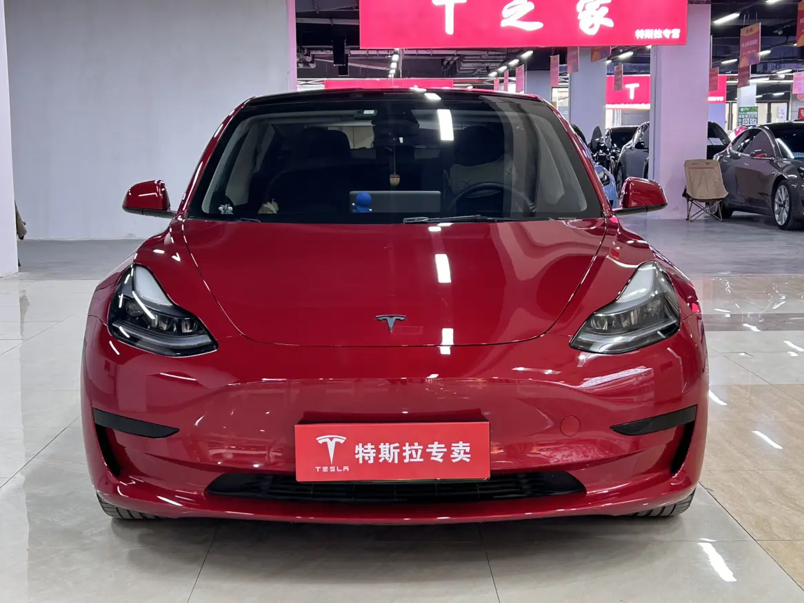 Tesla Model 3  из Китая