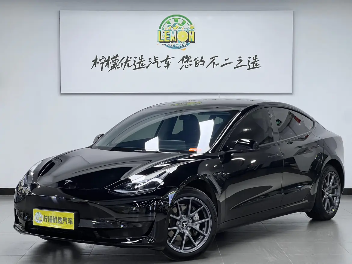 Tesla Model 3  из Китая