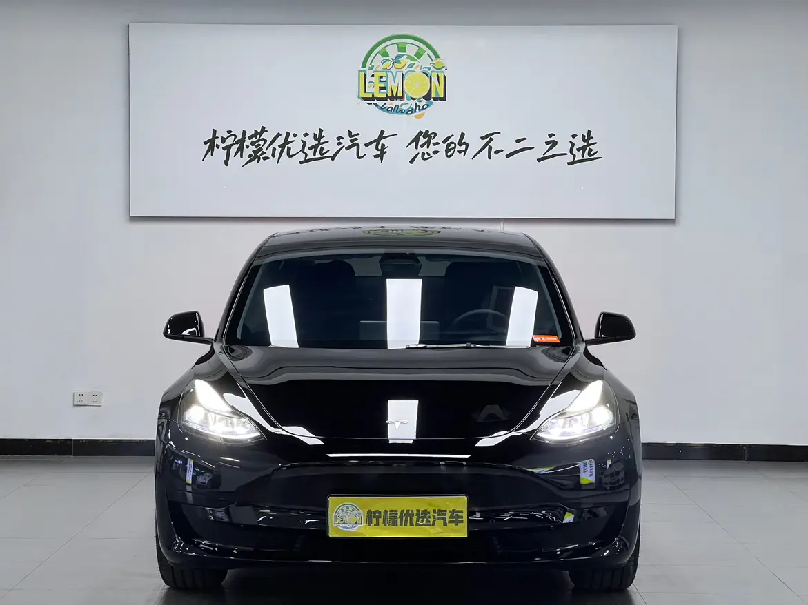 Tesla Model 3  из Китая