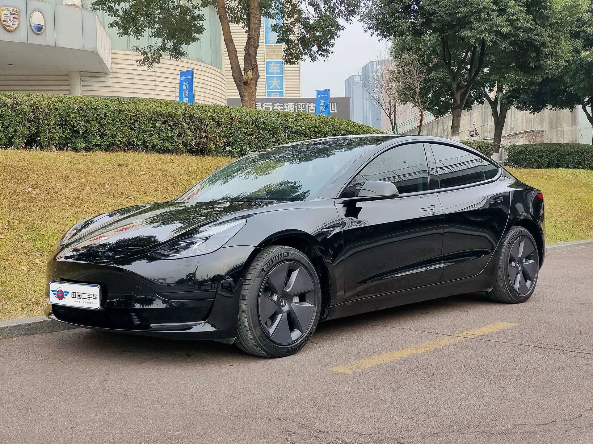 Tesla Model 3  из Китая