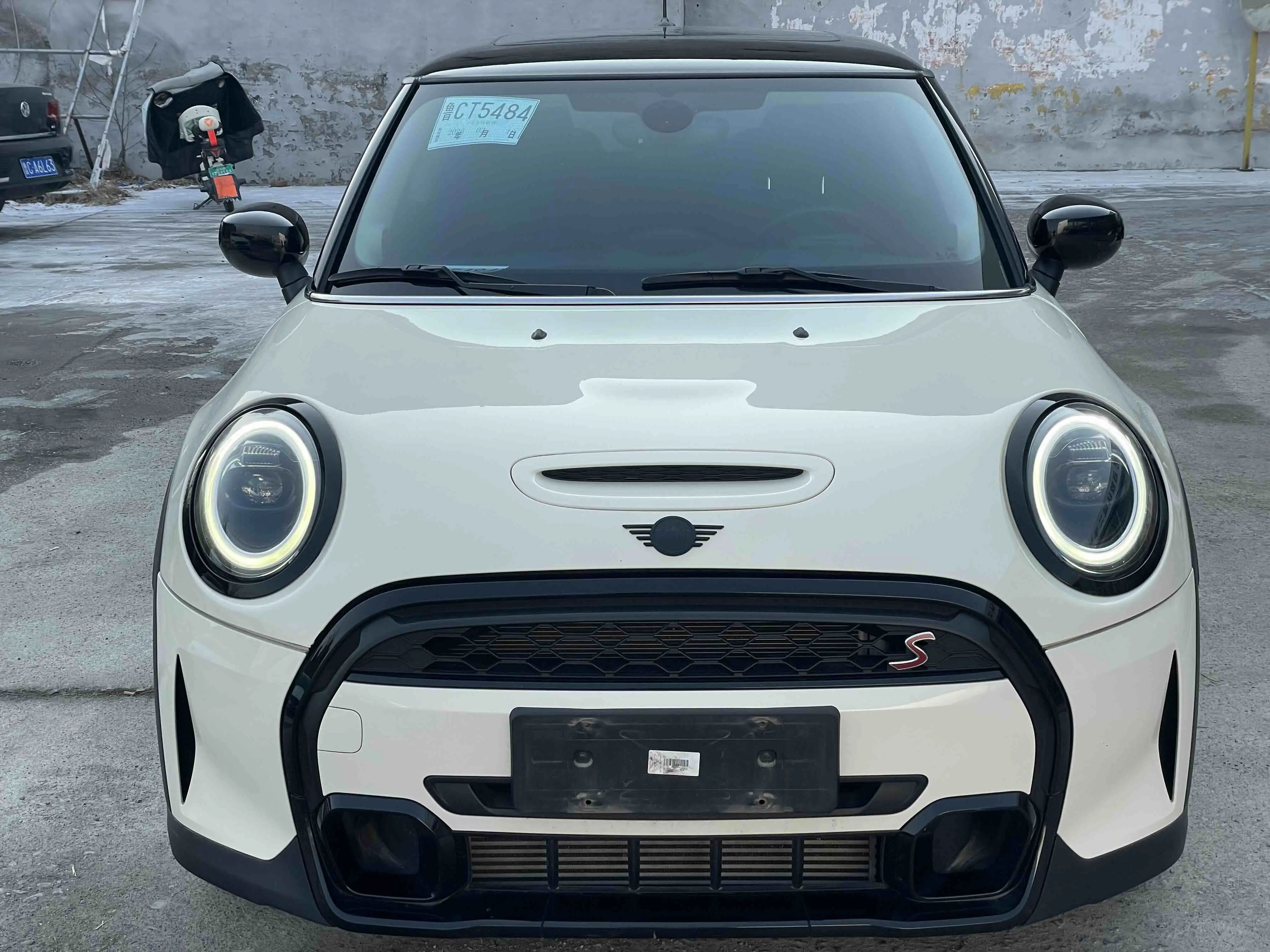 MINI 