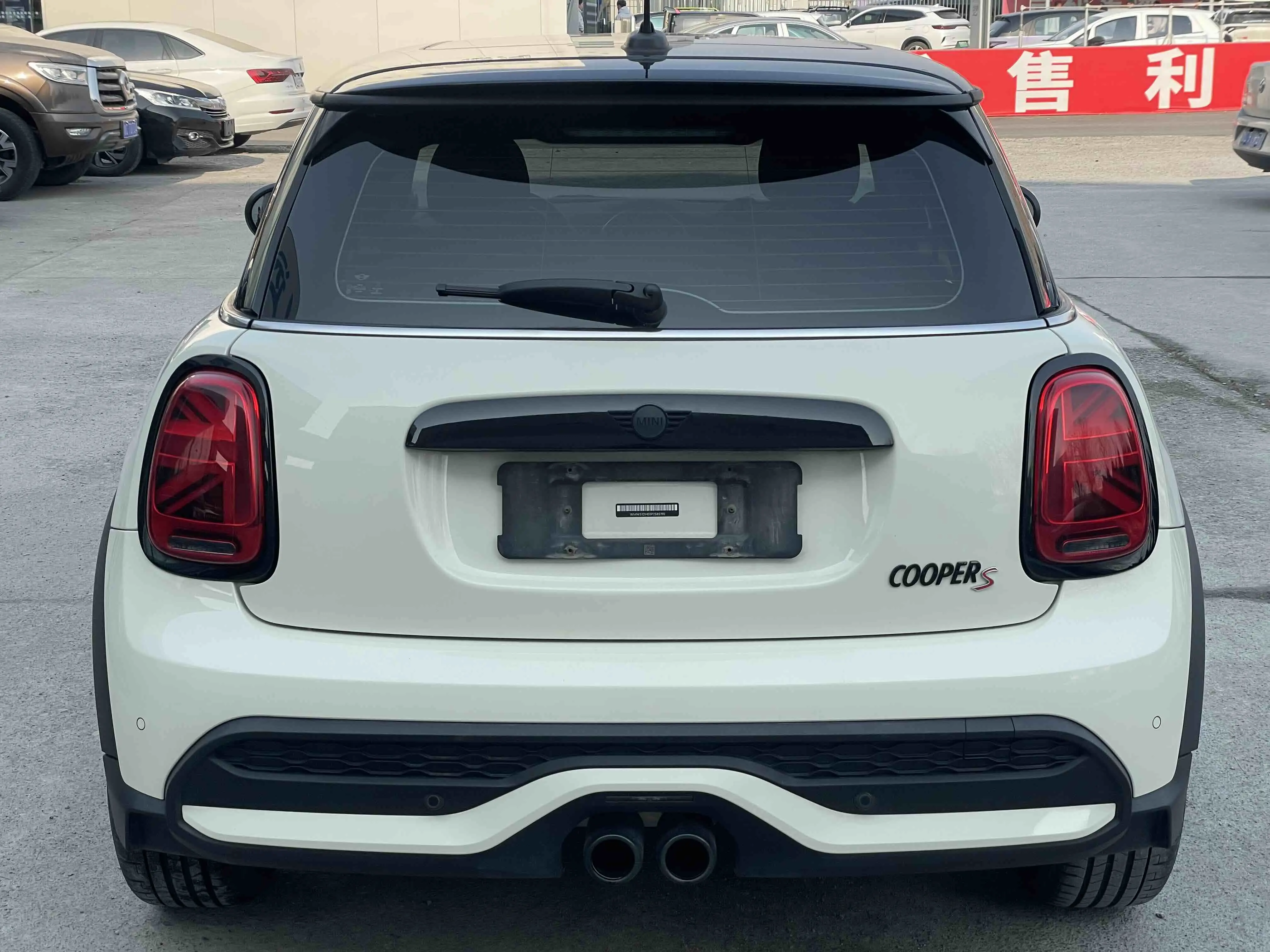 MINI 