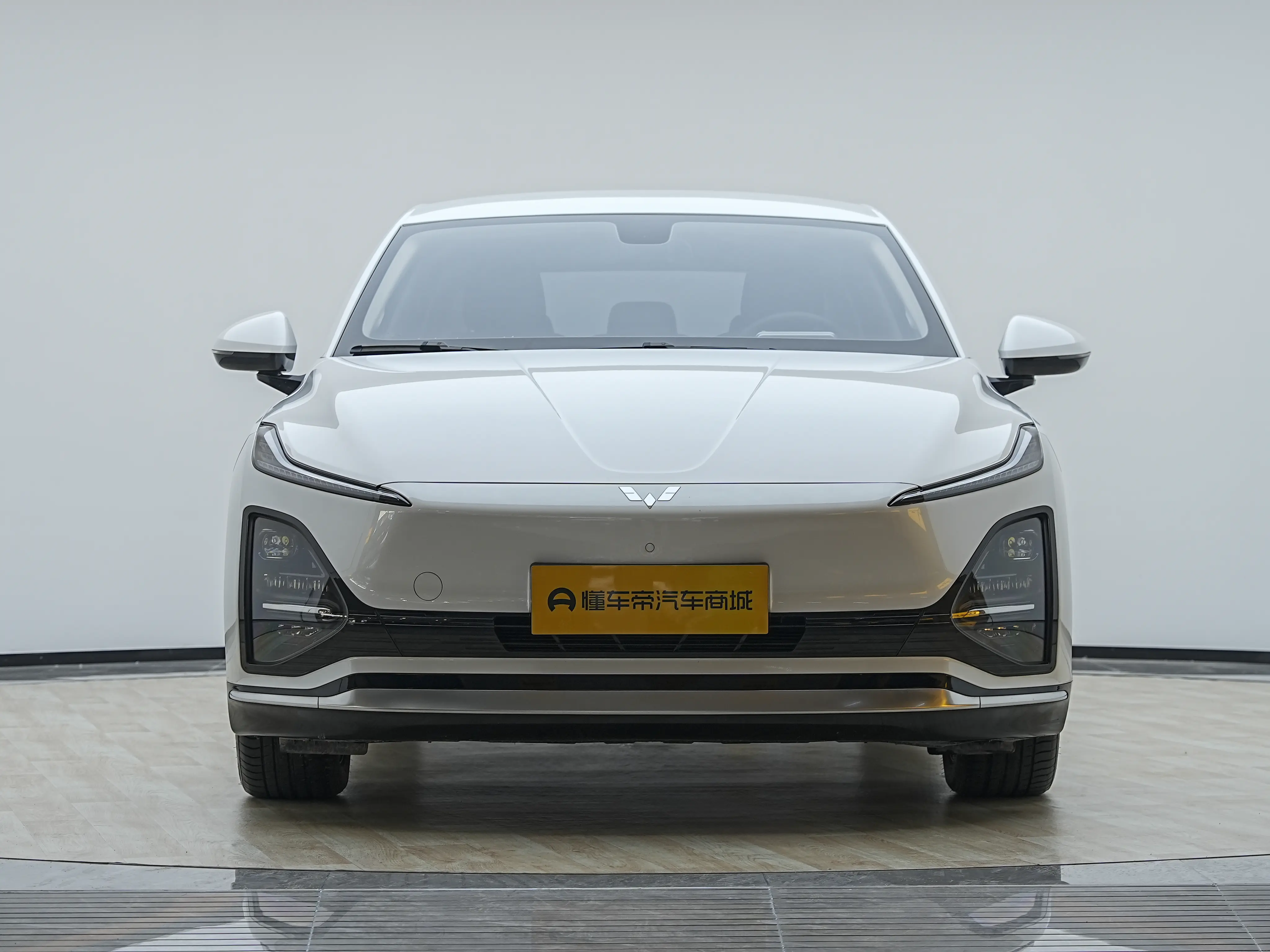 Wuling Starlight EV  из Китая