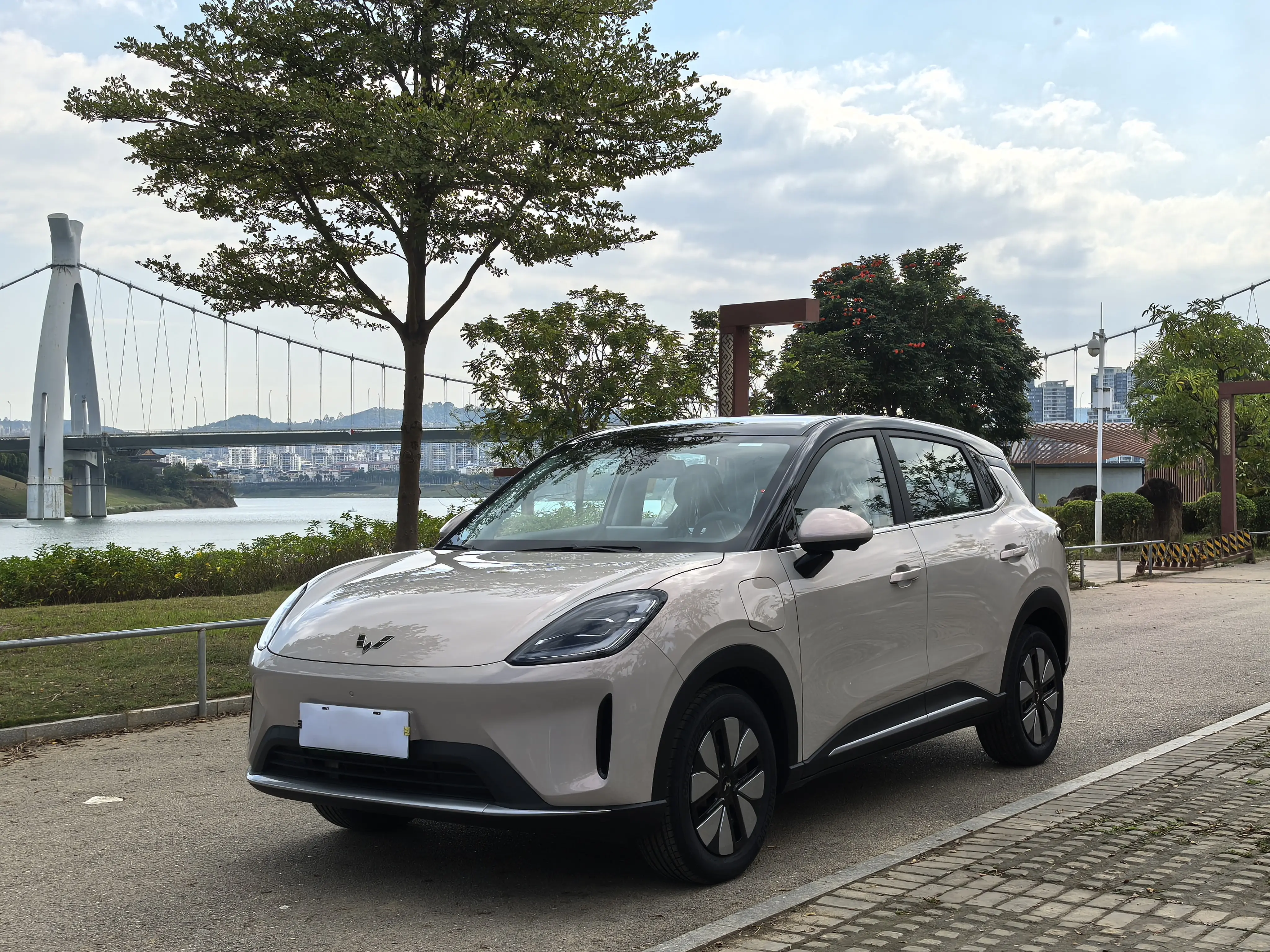 Wuling Bingo S  из Китая