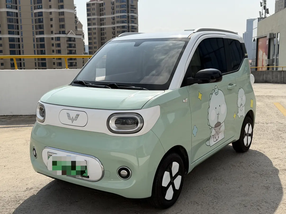 Wuling Hongguang MINIEV  из Китая