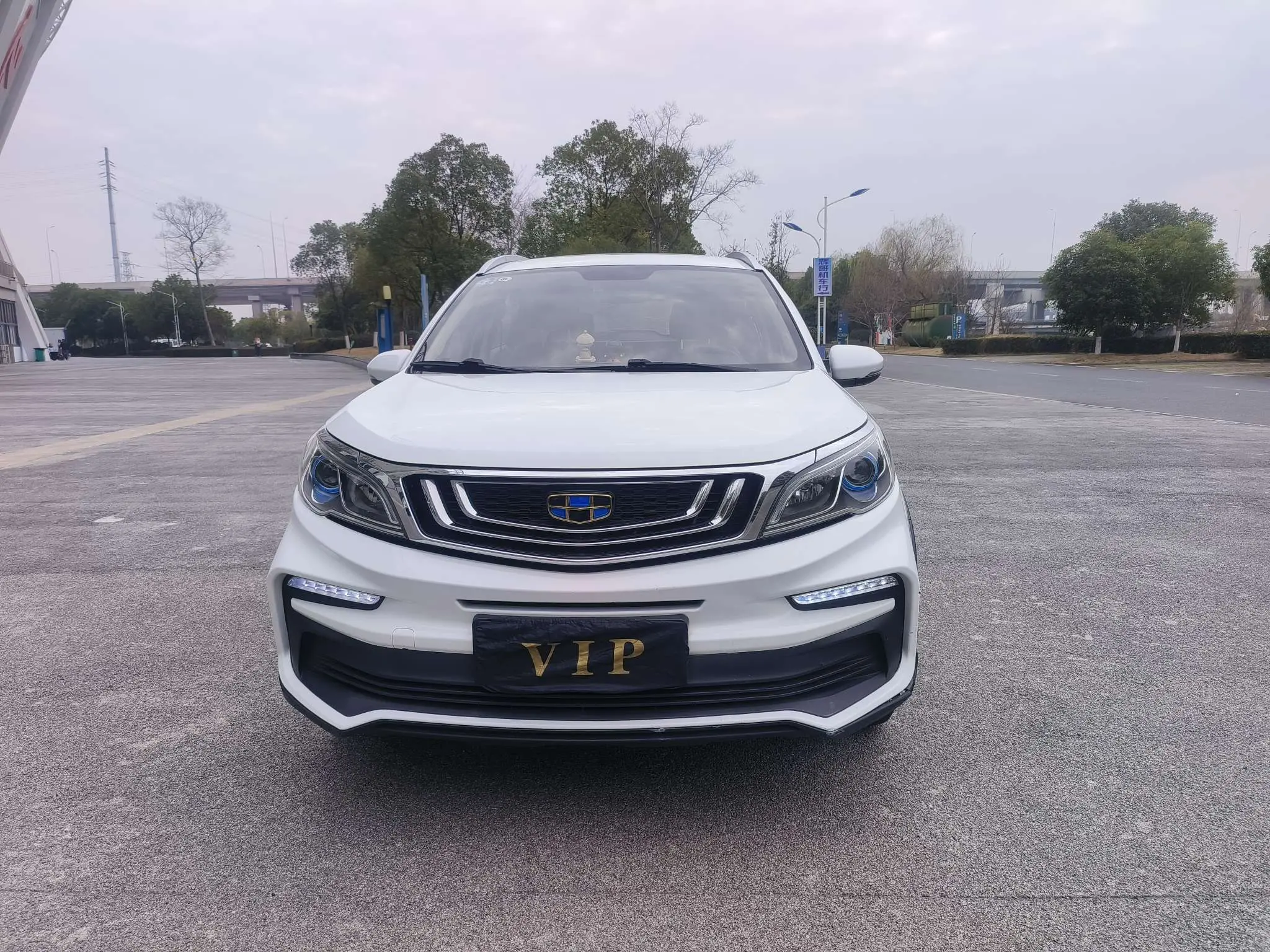 Geely Vision X3  из Китая