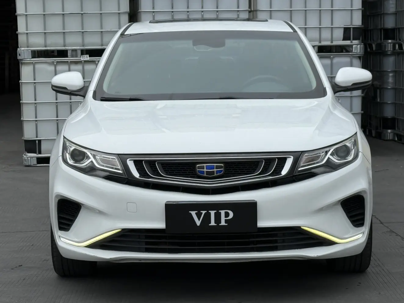 Geely Emgrand GL  из Китая