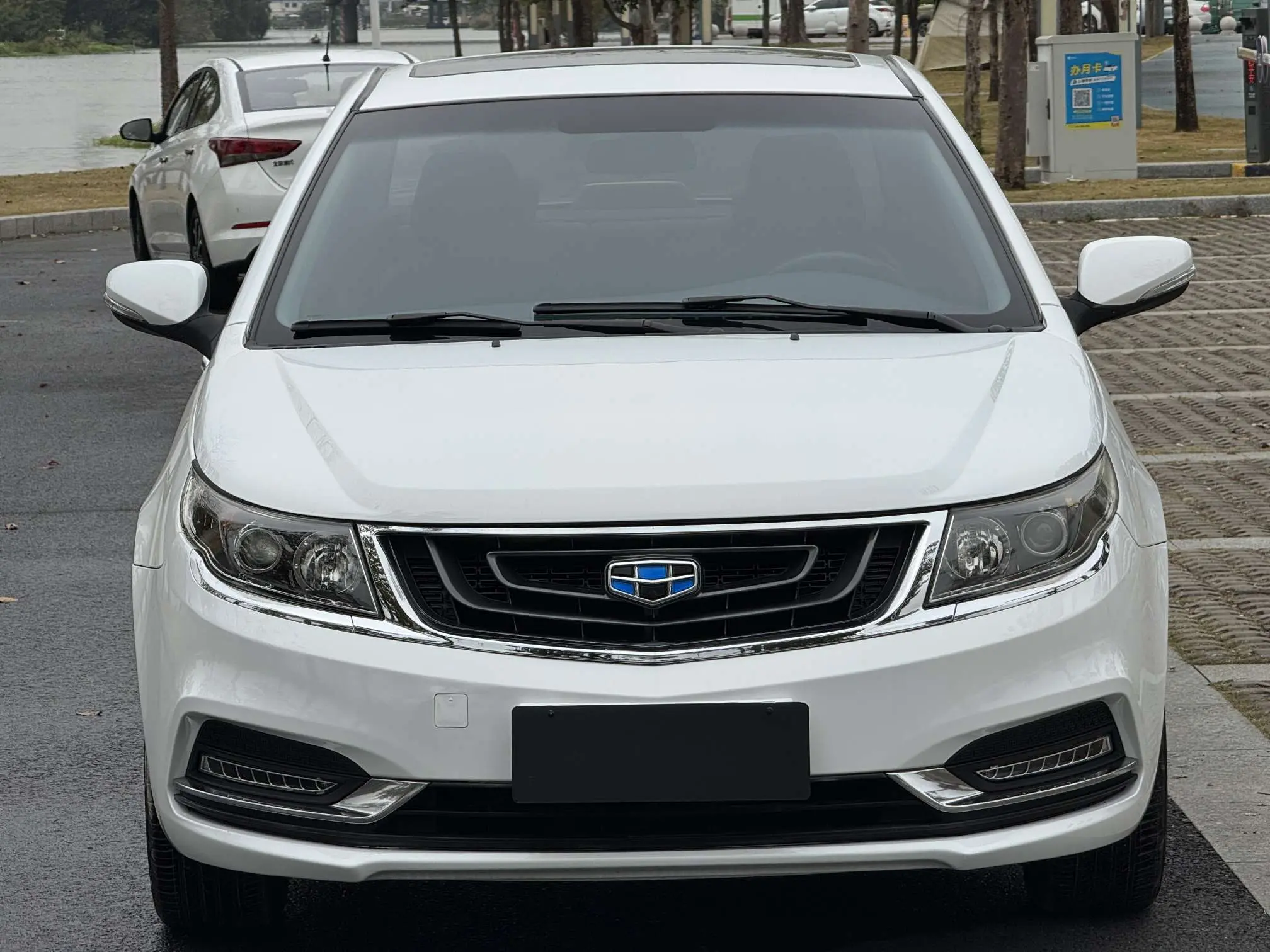 Geely Vision  из Китая