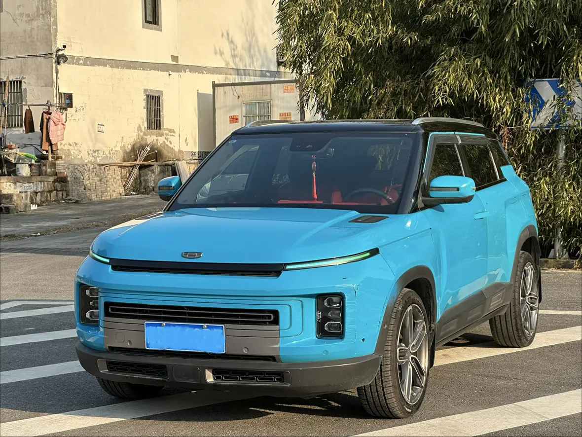 Geely ICON  из Китая