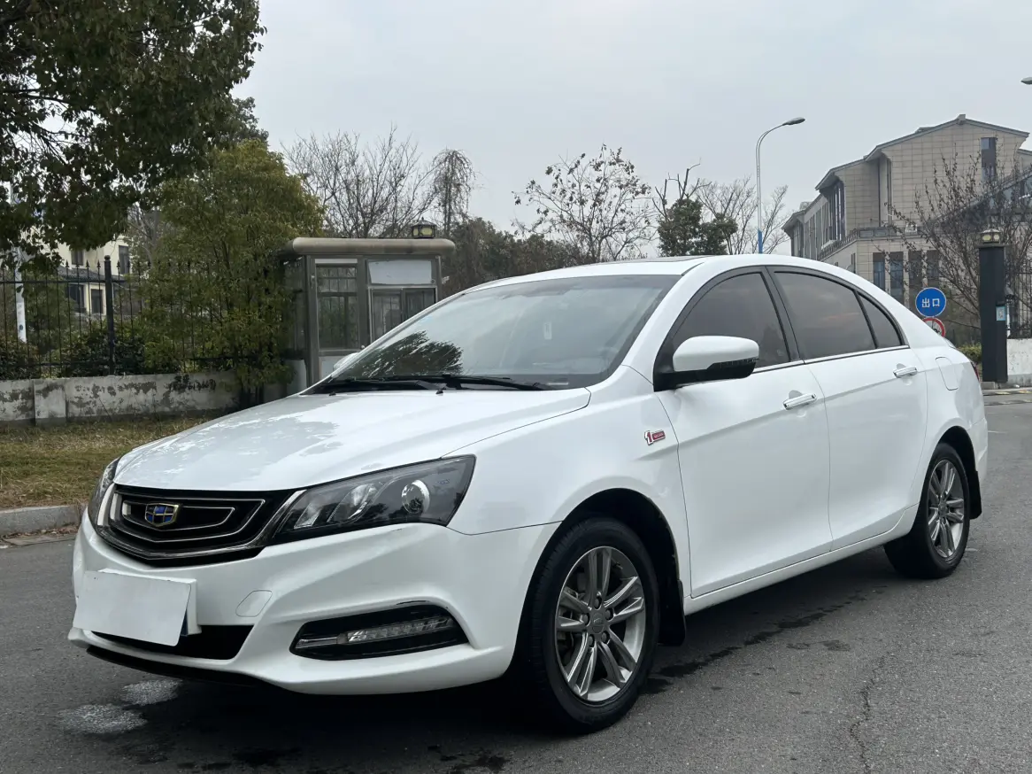 Geely Emgrand  из Китая