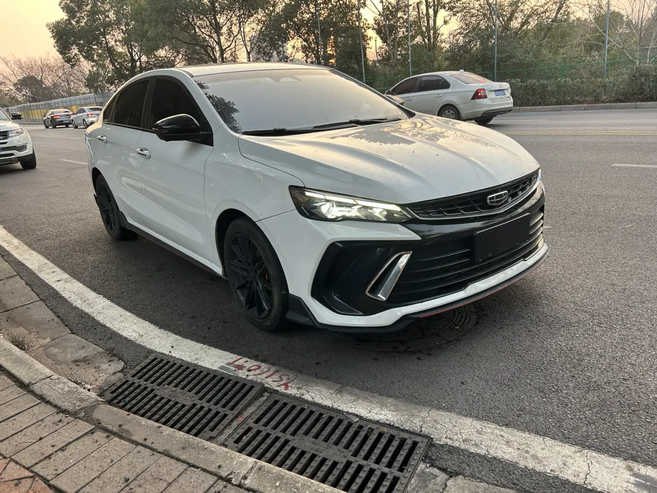 Geely Binrui  из Китая