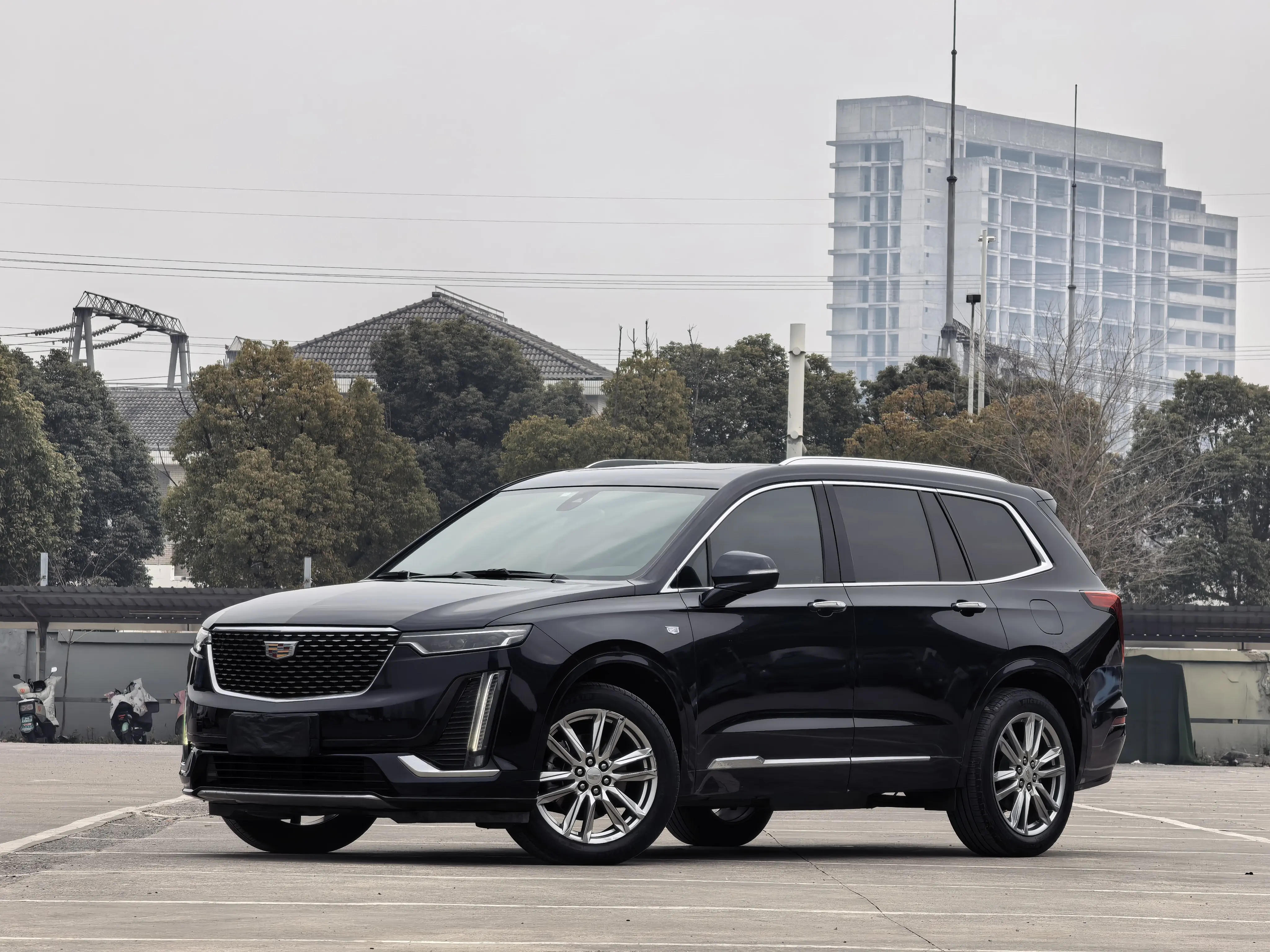 Cadillac XT6  из Китая