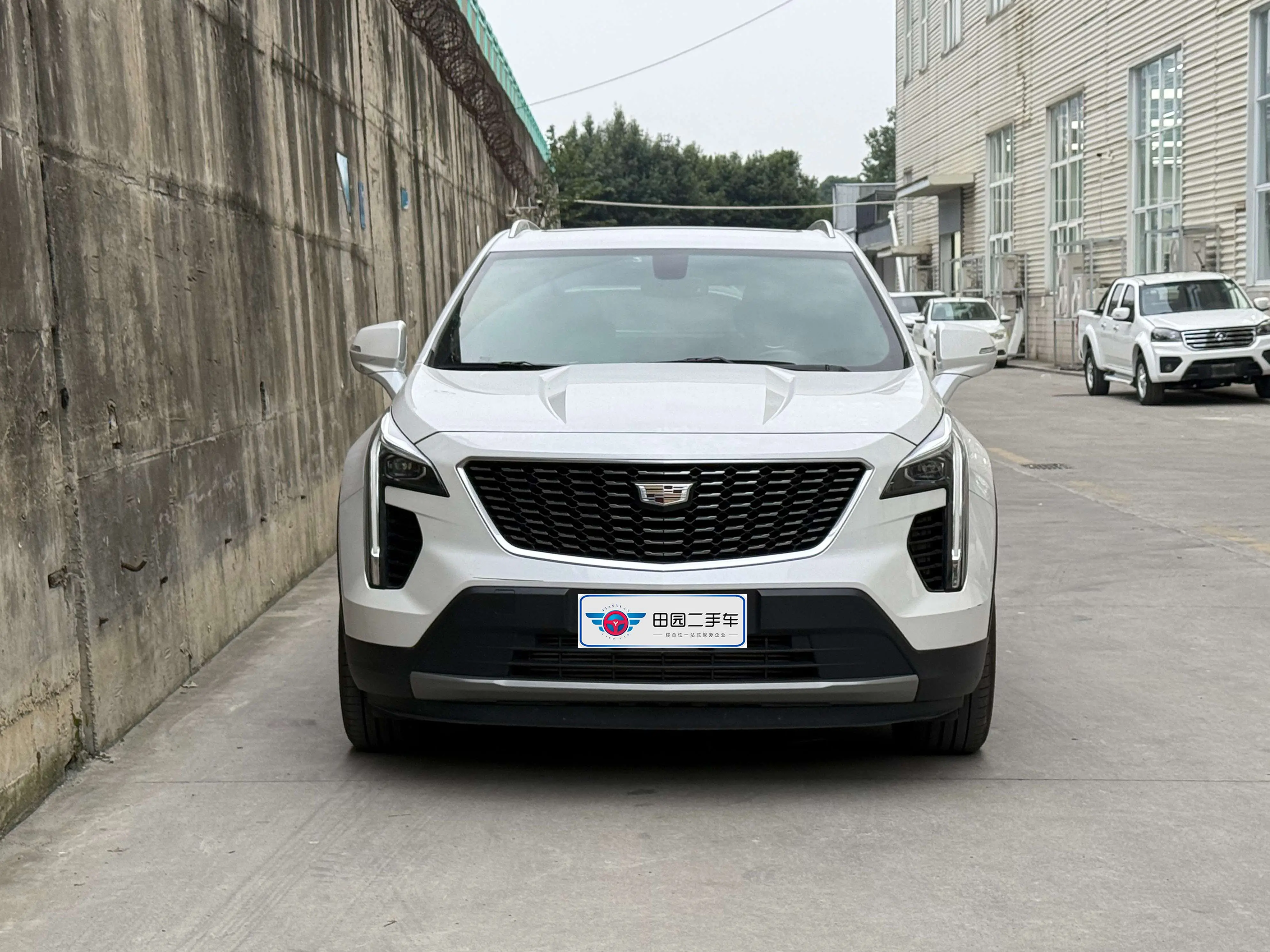 Cadillac XT4  из Китая