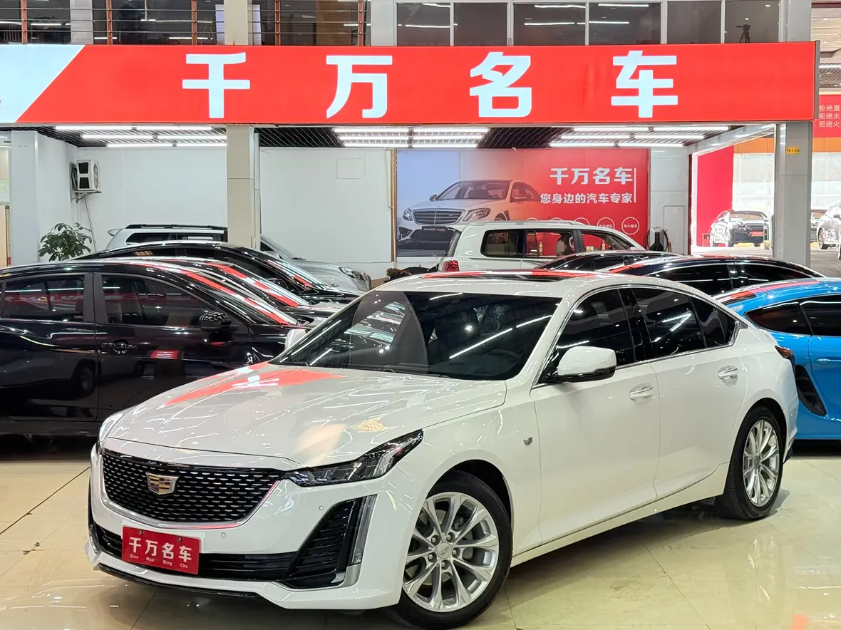 Cadillac CT5  из Китая