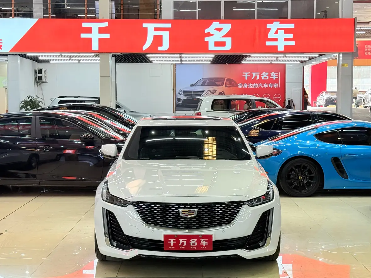Cadillac CT5  из Китая
