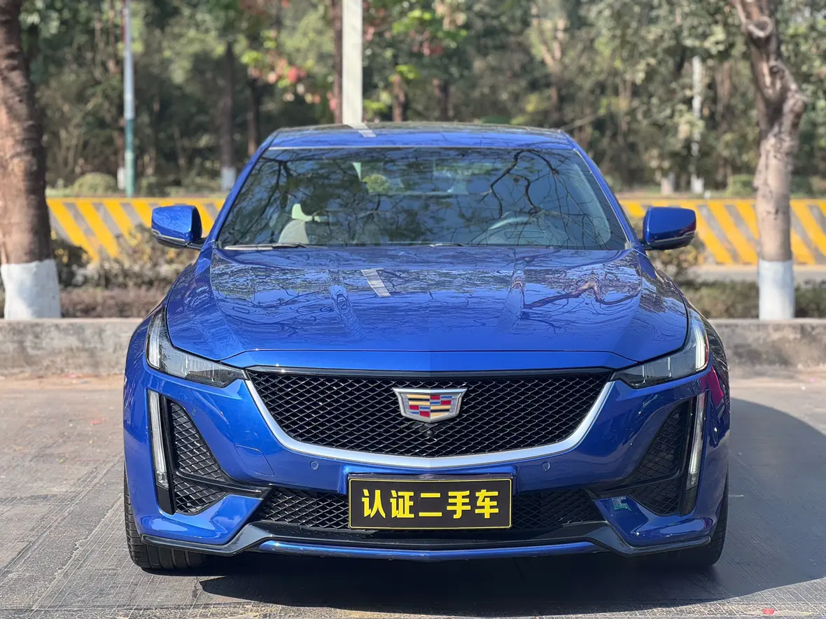 Cadillac CT5  из Китая